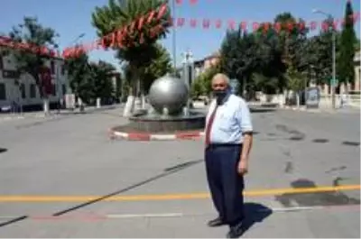 Gece mesaisinde yolların işaretleri yapıldı