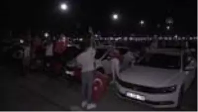 Haluk Levent Yenikapı'da konser verdi Haluk Levent Yenikapı'da konser verdi