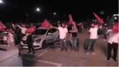 Haluk Levent Yenikapı'da konser verdi Haluk Levent Yenikapı'da konser verdi