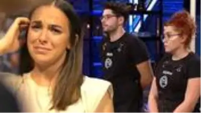 MasterChef Türkiye'ye veda isim belli oldu! Yarışmacılar gözyaşlarına hakim olamadı MasterChef Türkiye'ye veda isim belli oldu! Yarışmacılar gözyaşlarına hakim olamadı