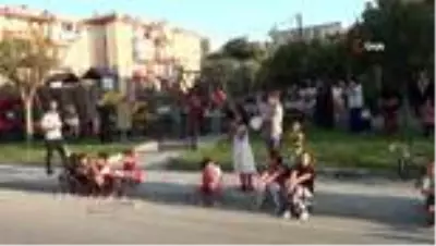 Zafer Bayramı'na Kuşadası'nda bandolu kutlama Zafer Bayramı'na Kuşadası'nda bandolu kutlama