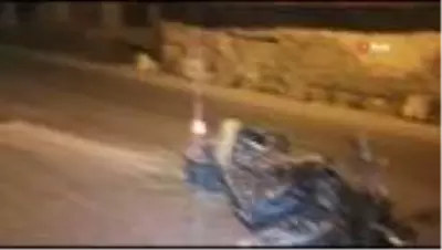 Başkent'te virajı alamayan motosiklet sürücüsü duvara çarptı: 1 ölü Başkent'te virajı alamayan motosiklet sürücüsü duvara çarptı: 1 ölü