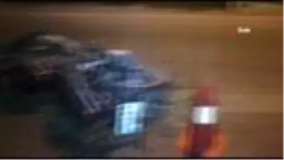 Başkent'te virajı alamayan motosiklet sürücüsü duvara çarptı: 1 ölü Başkent'te virajı alamayan motosiklet sürücüsü duvara çarptı: 1 ölü