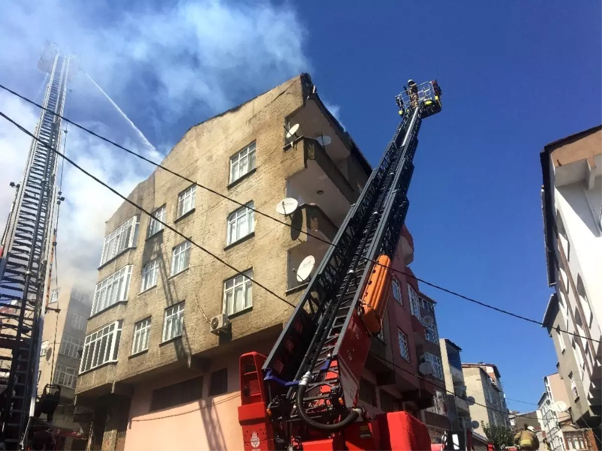 Son dakika haber | Beyoğlu'nda korkutan yangın - Son ...