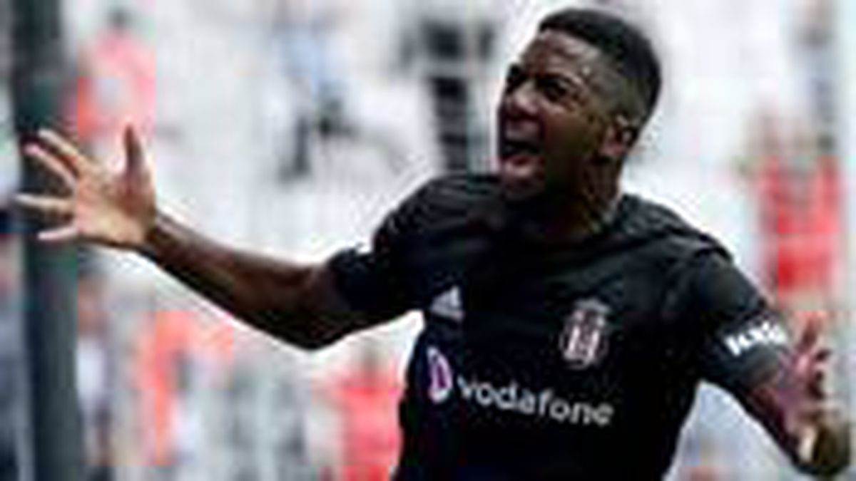 Geçen sezonu Beşiktaş'ta tamamlayan Abdoulaye Diaby, Belçika'ya geri dönebilir