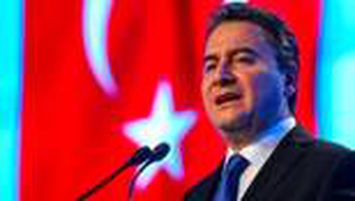 Koronavirüse yakalanan Ali Babacan'ın tedavisine hastanede devam edilecek