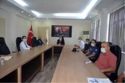 Manisa Valisi Karadeniz Selendi'de temaslarda bulundu Manisa Valisi Karadeniz Selendi'de temaslarda bulundu