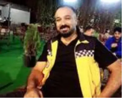 Hastayı 2 kilometre sırtında taşıyan ambulans şoförü: Annemi hatırladım