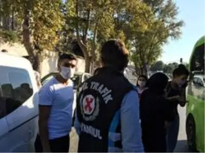 Fazla yolcu taşıyan minibüsçü: Bize hergün ceza yazın