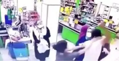 Kadın market çalışanını darp eden şahsa ev hapsi Kadın market çalışanını darp eden şahsa ev hapsi