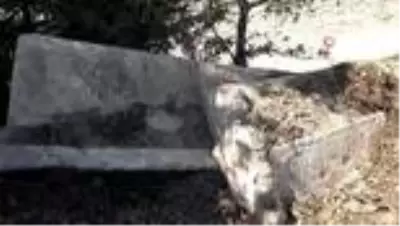 Kütahya'da 'Lahit mezar' bulundu Kütahya'da 'Lahit mezar' bulundu