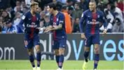 PSG'de Neymar, Di Maria ve Paredes'in koronavirüs testi pozitif çıktı PSG'de Neymar, Di Maria ve Paredes'in koronavirüs testi pozitif çıktı