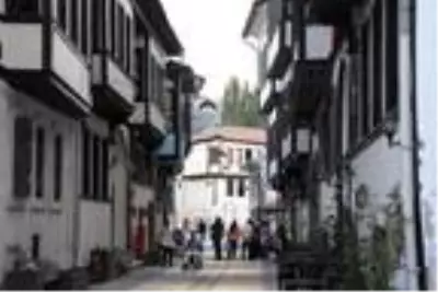 Şehzadelerin yetiştiği tarihi sokak, kent turizmine hizmet ediyor Şehzadelerin yetiştiği tarihi sokak, kent turizmine hizmet ediyor