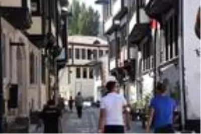 Şehzadelerin yetiştiği tarihi sokak, kent turizmine hizmet ediyor Şehzadelerin yetiştiği tarihi sokak, kent turizmine hizmet ediyor