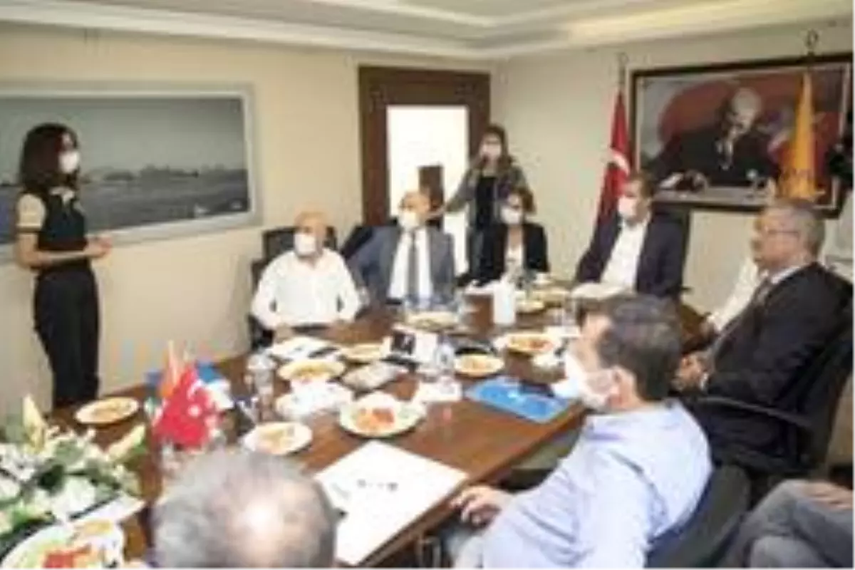 Başkan Seçer, MTOSB'de yatırımcılarla buluştu