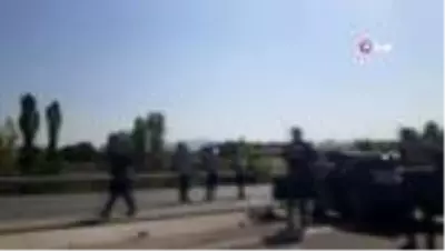 Son dakika haberi | Biga'da feci kaza...Traktör ile tır çarpıştı: 1 ölü, 6 yaralı Son dakika haberi | Biga'da feci kaza...Traktör ile tır çarpıştı: 1 ölü, 6 yaralı
