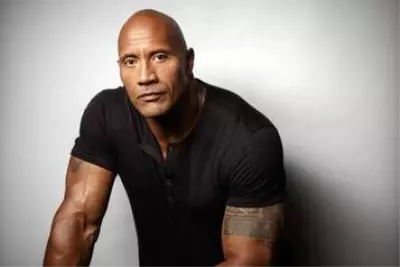 Dünyaca ünlü oyuncu Dwayne Johnson ve ailesi koronavirüse yakalandı Dünyaca ünlü oyuncu Dwayne Johnson ve ailesi koronavirüse yakalandı