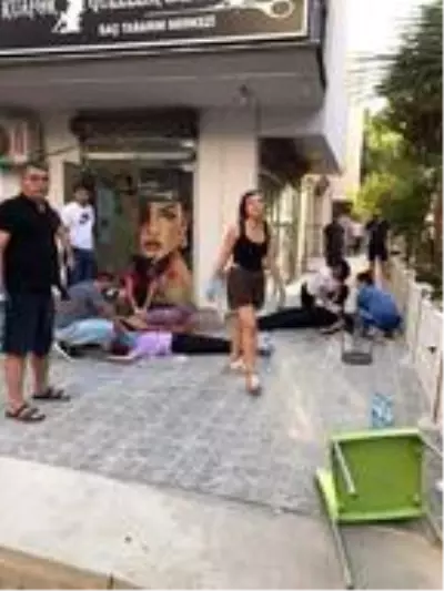 Ortalığı kan gölüne çevirip intihar eden astsubayın kurbanlarına kalp masajı yapıldığı anların görüntüleri ortaya çıktı Ortalığı kan gölüne çevirip intihar eden astsubayın kurbanlarına kalp masajı yapıldığı anların görüntüleri ortaya çıktı