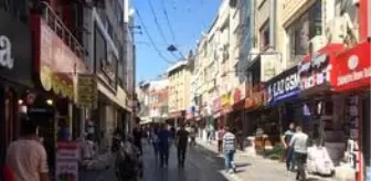 Berat Albayrak: Kesilen cezalardan beli bükülen Gebze esnafı yetkililerden anlayış bekliyor Berat Albayrak: Kesilen cezalardan beli bükülen Gebze esnafı yetkililerden anlayış bekliyor