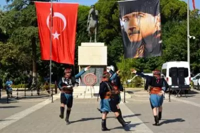 Ödemiş'te 98. kurtuluş yıl dönümü gururu Ödemiş'te 98. kurtuluş yıl dönümü gururu
