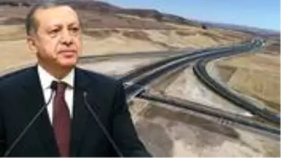 Türkiye'nin en akıllı otoyolu Ankara-Niğde Otoyolu yarın Cumhurbaşkanı Erdoğan'ın katılımıyla açılacak Türkiye'nin en akıllı otoyolu Ankara-Niğde Otoyolu yarın Cumhurbaşkanı Erdoğan'ın katılımıyla açılacak