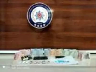 Van'da torbacı operasyonu; 2 şüpheli tutuklandı Van'da torbacı operasyonu; 2 şüpheli tutuklandı