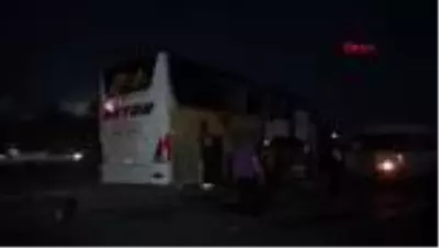 Aksaray'da yolcu otobüsü, kamyonla çarpıştı 4 yaralı