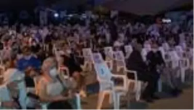 Beylikdüzü'nde vatandaşlar 'Çardak Altı Sohbetleri'nde keyifli vakit geçirdi Beylikdüzü'nde vatandaşlar 'Çardak Altı Sohbetleri'nde keyifli vakit geçirdi