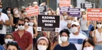 Katip Çelebi: Boşanması aşamasındaki eşin katliamının ardından kadınlardan alkışlı protesto Katip Çelebi: Boşanması aşamasındaki eşin katliamının ardından kadınlardan alkışlı protesto