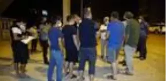 Akça: Bursa'da, fabrikadan yayılan kötü kokudan 18 kişi etkilendi, mahalleli sokağa döküldü Akça: Bursa'da, fabrikadan yayılan kötü kokudan 18 kişi etkilendi, mahalleli sokağa döküldü