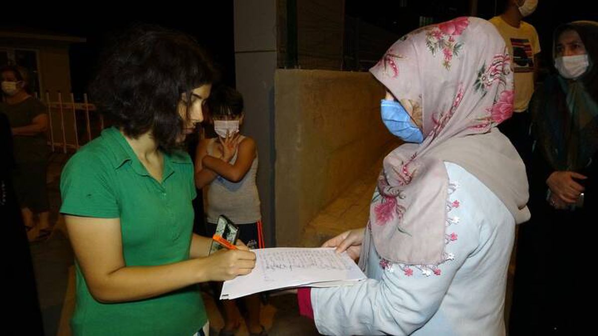 Bursa'da, fabrikadan yayılan kötü kokudan 18 kişi etkilendi, mahalleli sokağa döküldü