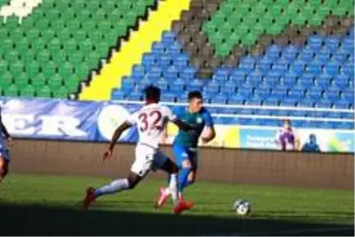 Çaykur Rizespor, Trabzonspor'a 4-3 mağlup oldu