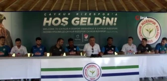 Çaykur Rizespor yeni transferlerini tanıttı