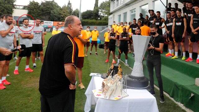 Fatih Terim'in doğum gününde Selçuk İnan'ın teknik heyetteki görüntüsü dikkat çekti