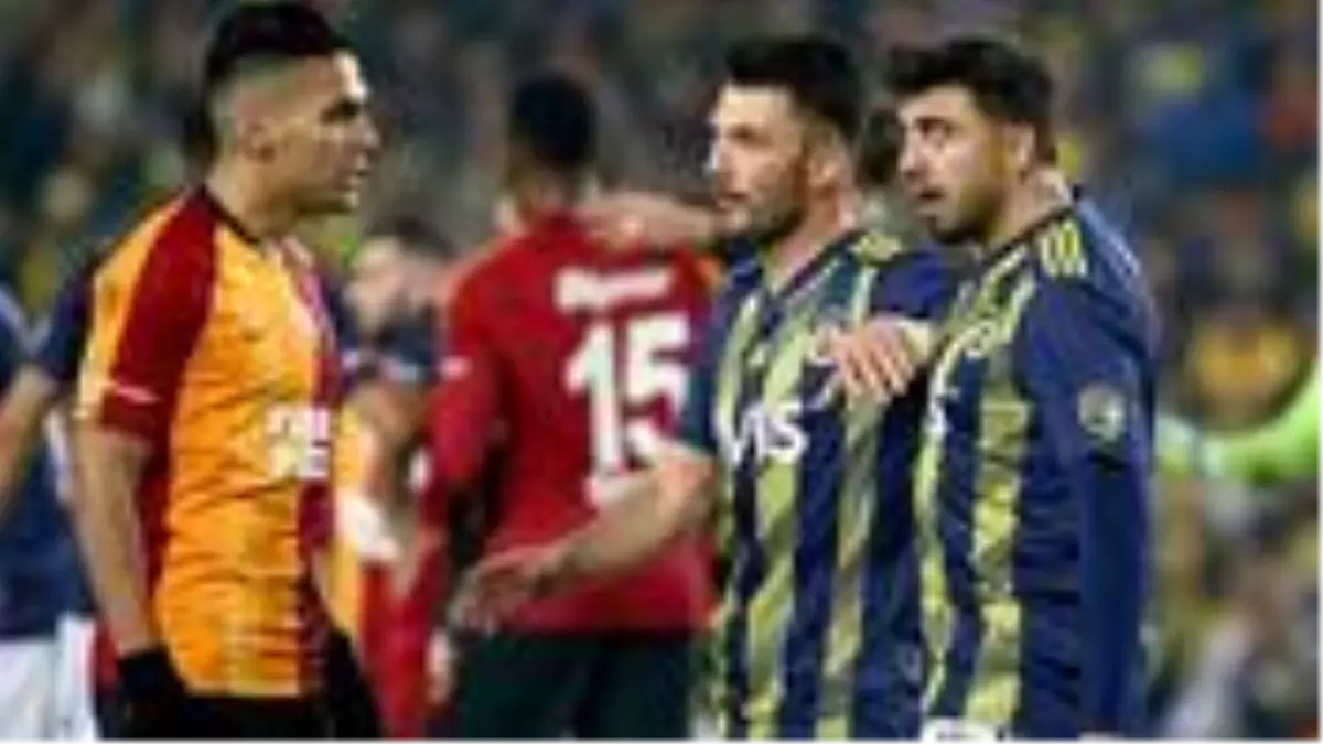 Galatasaray, Fenerbahçeli Tolgay Arslan ile ilgileniyor
