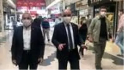 Bu kadarına da pes! Koronavirüs tedavisi gören 80 yaşındaki kadın, 72 saatte 5 düğüne gitmiş Bu kadarına da pes! Koronavirüs tedavisi gören 80 yaşındaki kadın, 72 saatte 5 düğüne gitmiş