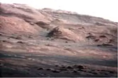 Neden Mars'taki Yanardağlar Dünya'dakilerden Büyük? Neden Mars'taki Yanardağlar Dünya'dakilerden Büyük?