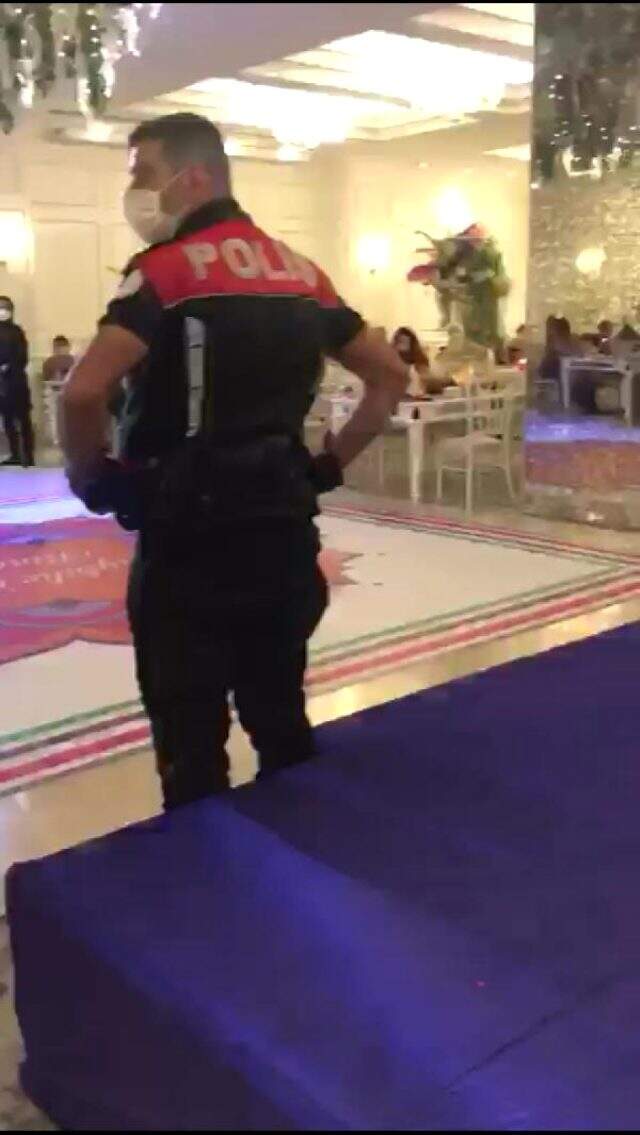 Polisten kına baskını: 24 kişiye toplam 75 bin TL ceza