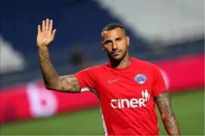 Quaresma, Vitoria Guimaraes ile görüşüyor! Anlaşma çok yakın Quaresma, Vitoria Guimaraes ile görüşüyor! Anlaşma çok yakın