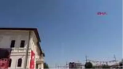 SOLOTÜRK ekibi, Sivas'ta saygı ve selamlama uçuşu yaptı SOLOTÜRK ekibi, Sivas'ta saygı ve selamlama uçuşu yaptı