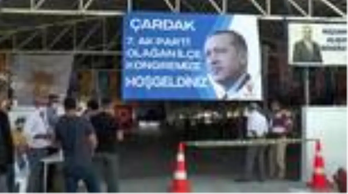 AK Parti Grup Başkanvekili Cahit Özkan'dan