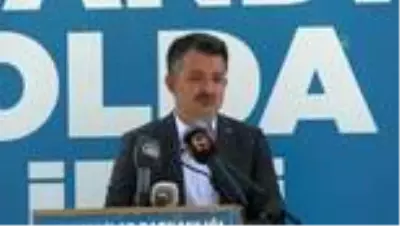 Pakdemirli: 'Yenilenmekte her zaman fayda vardır' Pakdemirli: 'Yenilenmekte her zaman fayda vardır'