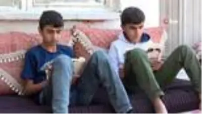 Türkiye'nin gururu kardeşlerin ilk kez uçağa binme heyecanı Türkiye'nin gururu kardeşlerin ilk kez uçağa binme heyecanı
