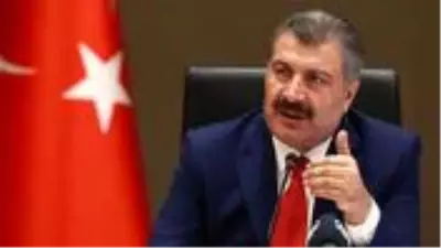 Bakan Koca gençleri uyardı: Son bir ayda koronaya yakalanan yüz kişiden 40'ının yaş aralığı 20-40 arasında Bakan Koca gençleri uyardı: Son bir ayda koronaya yakalanan yüz kişiden 40'ının yaş aralığı 20-40 arasında