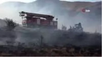 Bitlis'te 100 hektarlık alan küle döndü Bitlis'te 100 hektarlık alan küle döndü