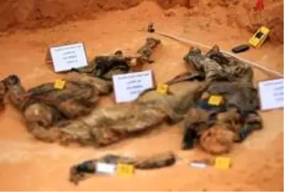 Libya'da Hafter'den kurtarılan Terhune'de ikinci toplu mezar bulundu Libya'da Hafter'den kurtarılan Terhune'de ikinci toplu mezar bulundu