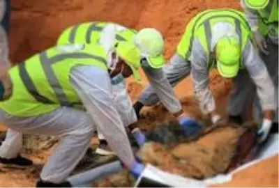Libya'da Hafter'den kurtarılan Terhune'de ikinci toplu mezar bulundu Libya'da Hafter'den kurtarılan Terhune'de ikinci toplu mezar bulundu