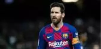 Lionel Messi: Lionel Messi, Barcelona'da kalıyor ancak mutlu değil! 'Başkan sözünü tutmadı' Lionel Messi: Lionel Messi, Barcelona'da kalıyor ancak mutlu değil! 'Başkan sözünü tutmadı'