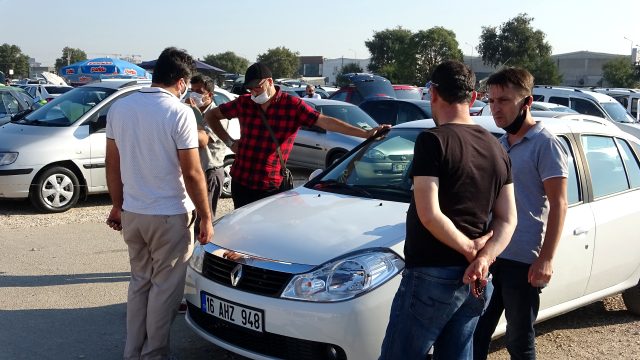 ÖTV zammı sonrası vatandaşın ikinci el otomobil isyanı: Fiyatlar uçtu, başımız döndü