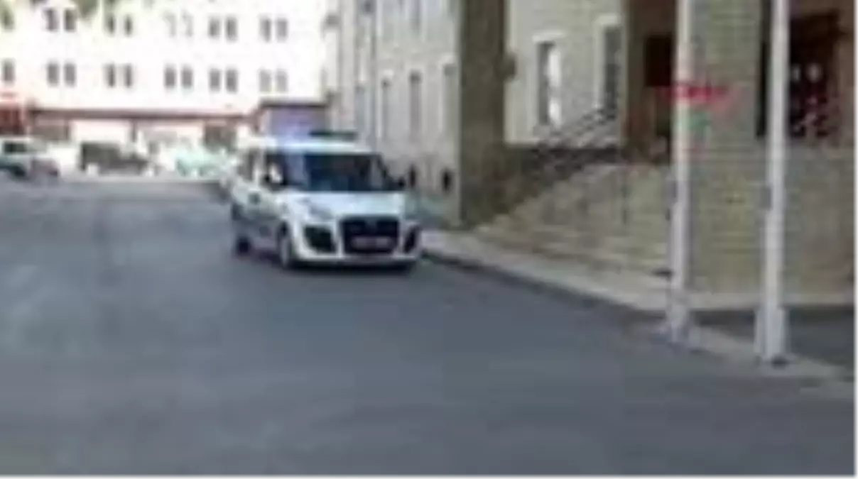 Son dakika... TOKAT KPSS'de kimliğini unutan ve kaybeden adayların yardımına polis yetişti